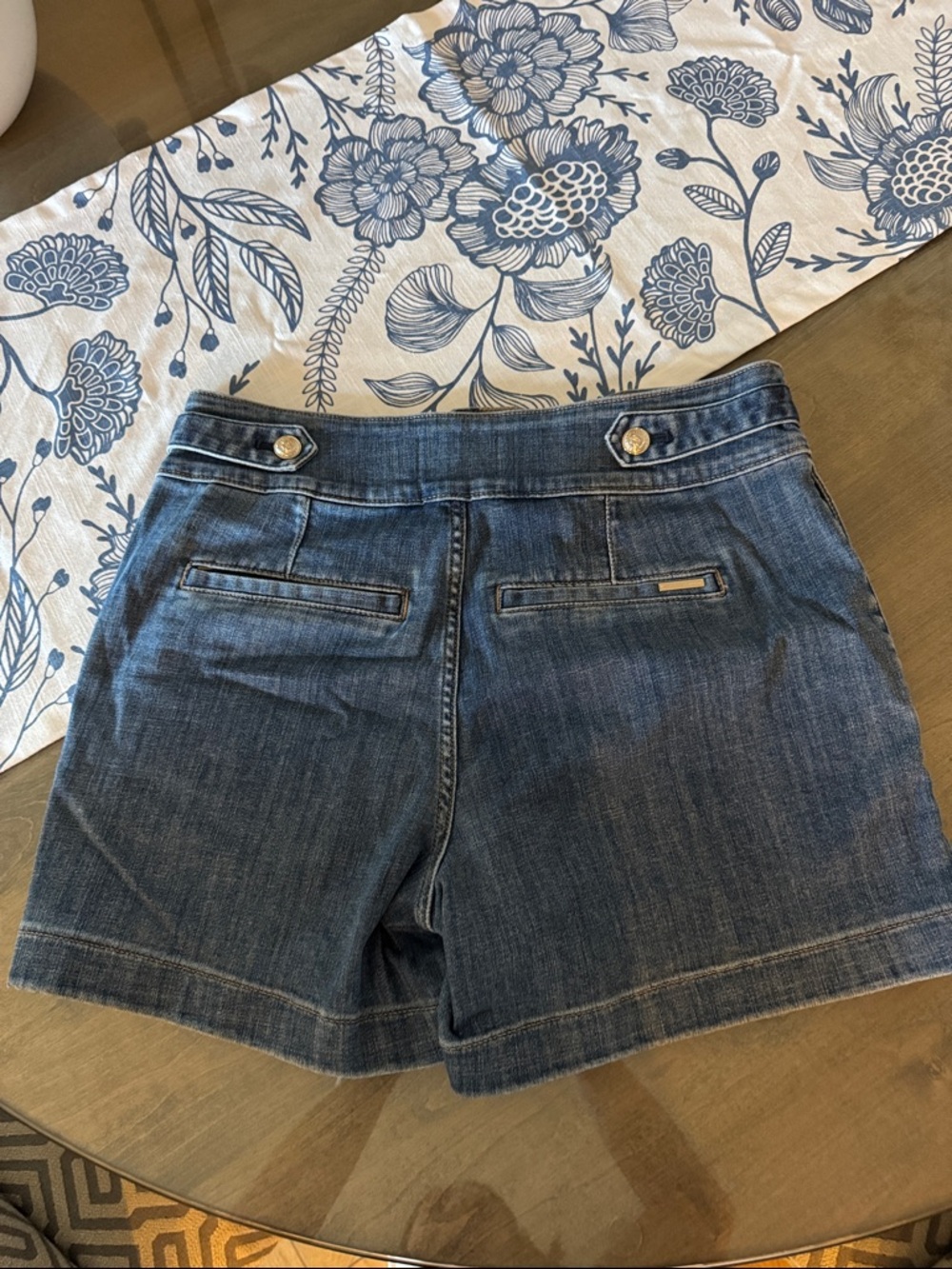 NWOT White House Black Market High-Rise Blue Denim Women’s Shorts - Picture 7 of 9